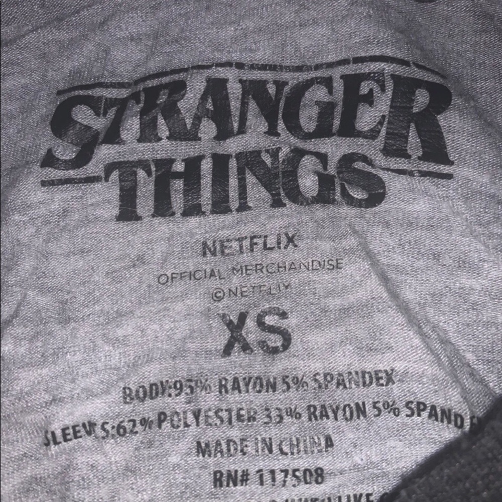 Stranger things top - Picture 4 of 4